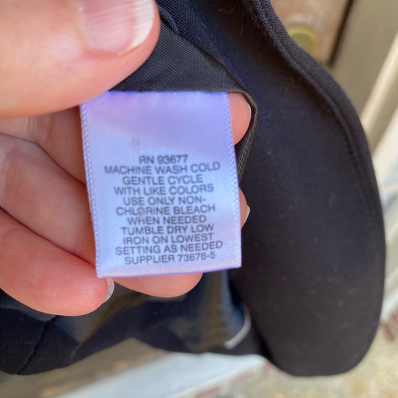 💲Basic Black Blazer - Picture 2 of 7